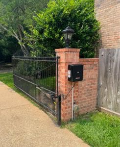 Emergency Gate Repair in Houston: What to Do When Your Gate Fails